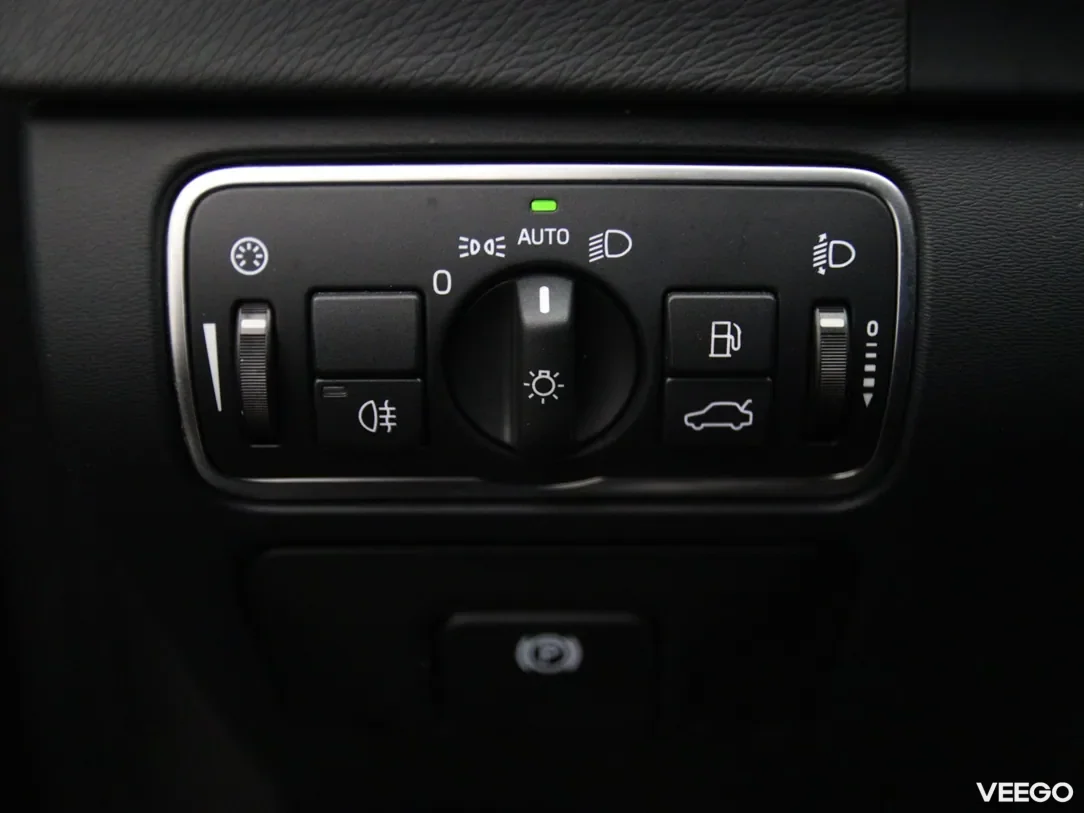 Volvo V60 2.4 169kW