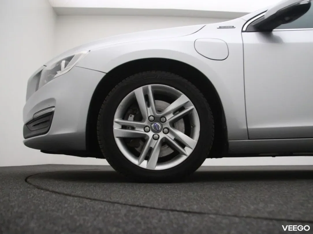 Volvo V60 2.4 169kW