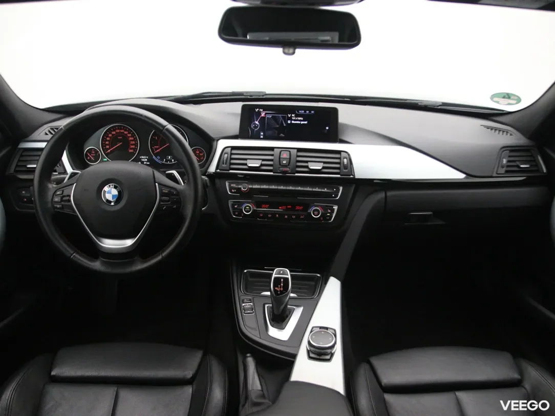 BMW 320 2 135kW
