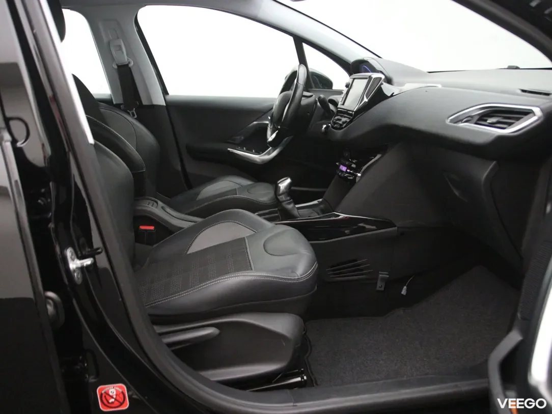 Peugeot 2008 1.2 81kW