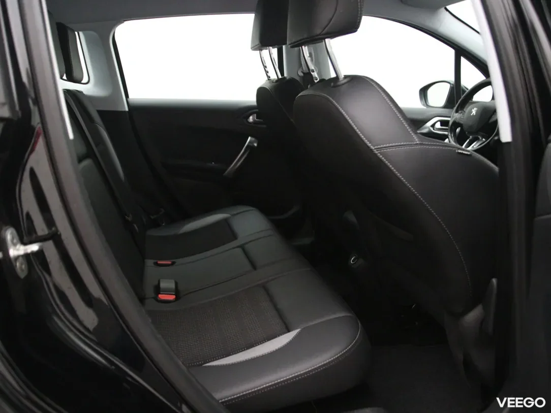Peugeot 2008 1.2 81kW
