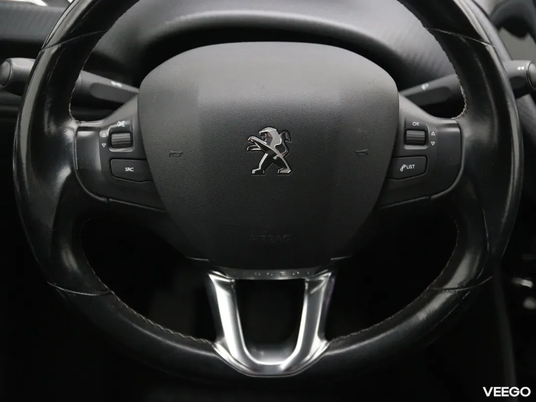 Peugeot 2008 1.2 81kW