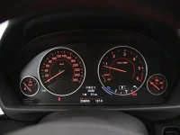 BMW 320 2 135kW thumbnail