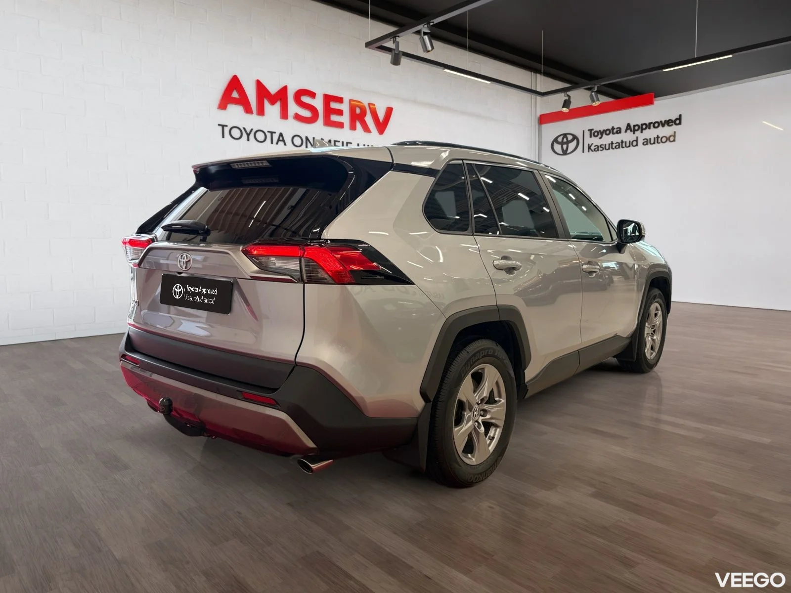 Toyota RAV4 Luxury 2 129kW