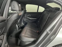 BMW 330 xDrive Sedan M Sport Drag 18" HiFi Rattvärme Sportstol 0kW thumbnail