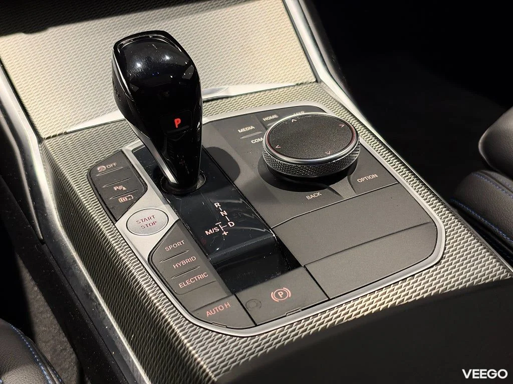 BMW 330 xDrive Sedan M Sport Head-up Hi-Fi Rattvärme Taklucka 215kW