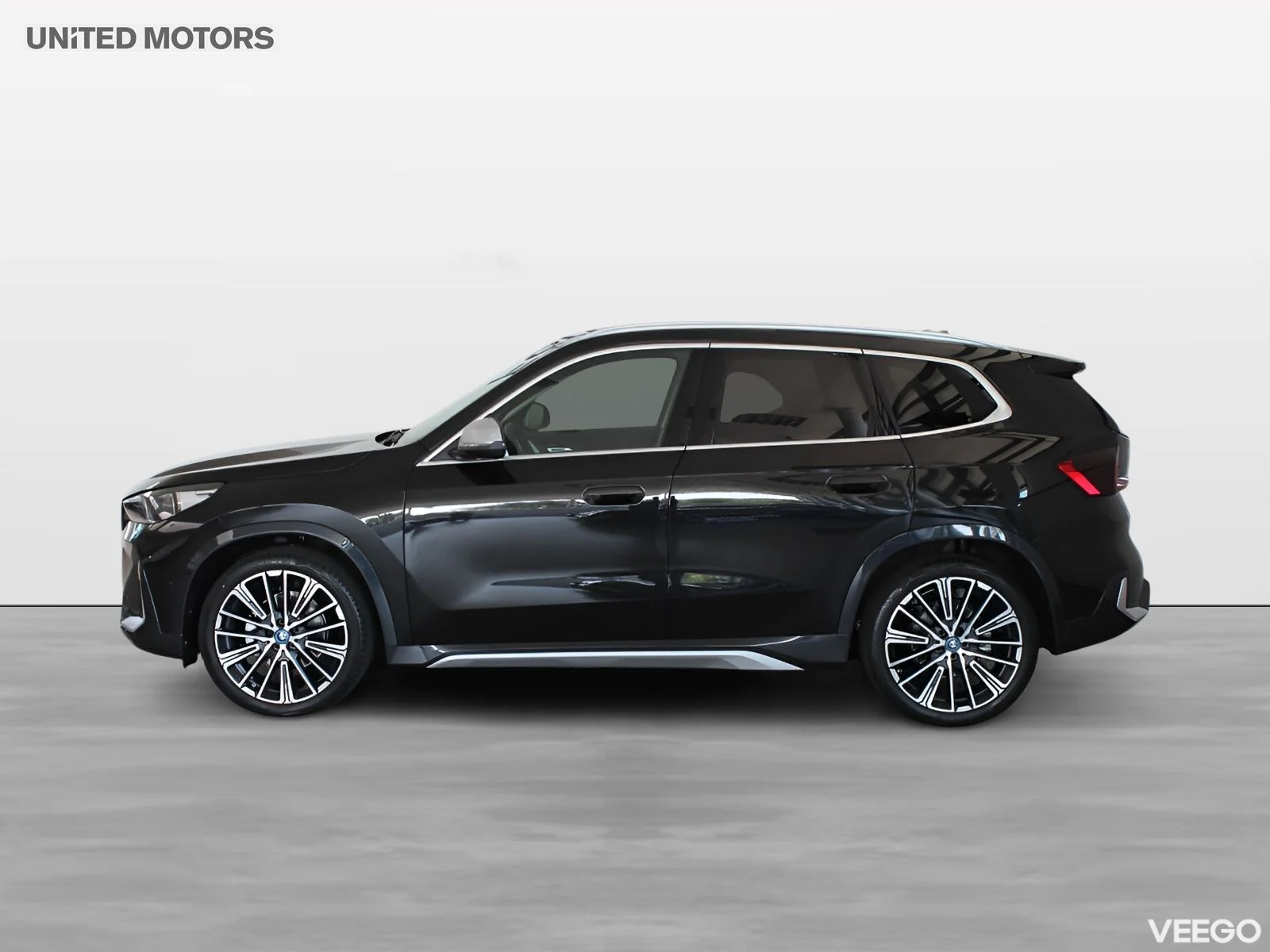 BMW iX1 eDrive20 xLine H/K Drag Comfort Access Sportstolar 0kW
