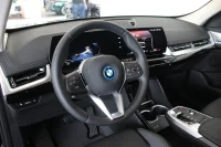 BMW iX1 eDrive20 xLine H/K Drag Comfort Access Sportstolar 0kW thumbnail