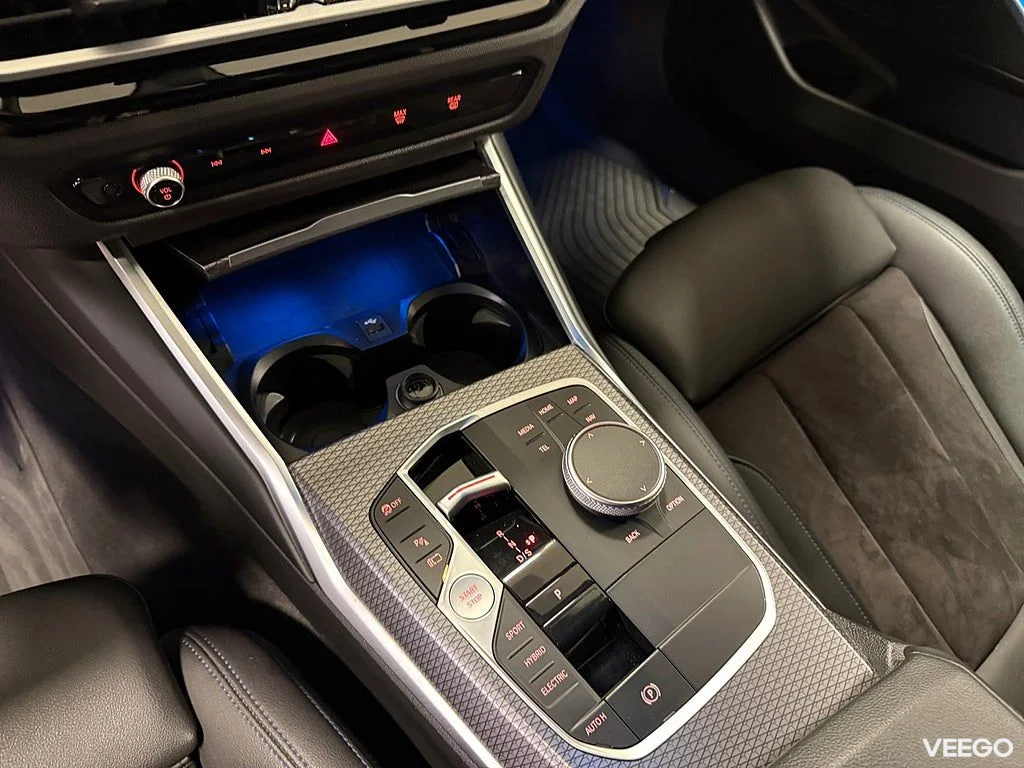 BMW 330 e xDrive Touring 292HK M-Sport /Drag /HiFi /B-Kamera 215kW