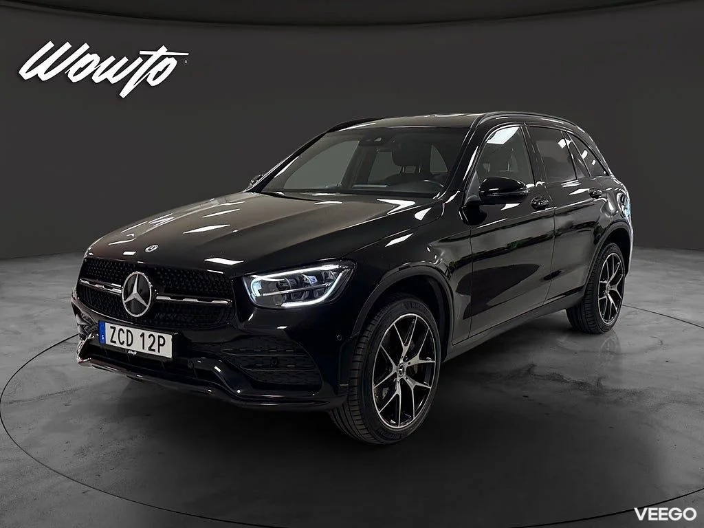 Mercedes-Benz GLC200 GLC 300 de 4M 306HK AMG /Drag /B-Kamera 225kW