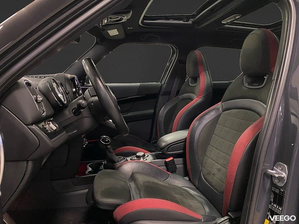 Mini Countryman Cooper SE ALL4 224HK JCW /HuD /H/K /Se Spec 165kW