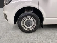 Volkswagen Transporter 2.0 TDI 110HK L2 3-Sits /Drag /Moms 81kW thumbnail