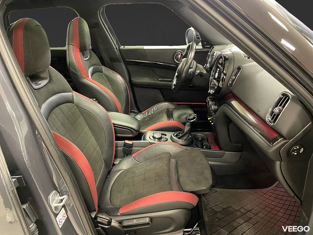 Mini Countryman Cooper SE ALL4 224HK JCW /HuD /H/K /Se Spec 165kW