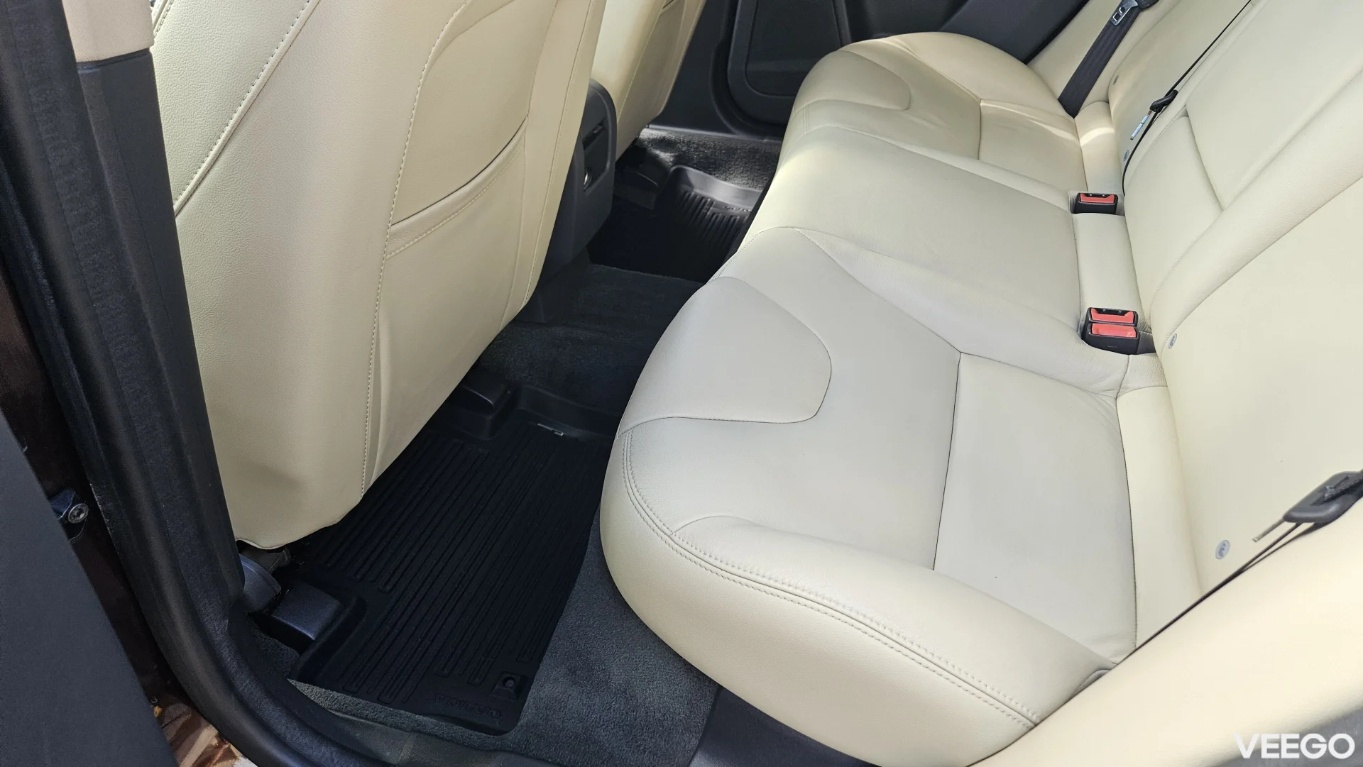 Volvo XC60 D5 AWD 2.4 158kW