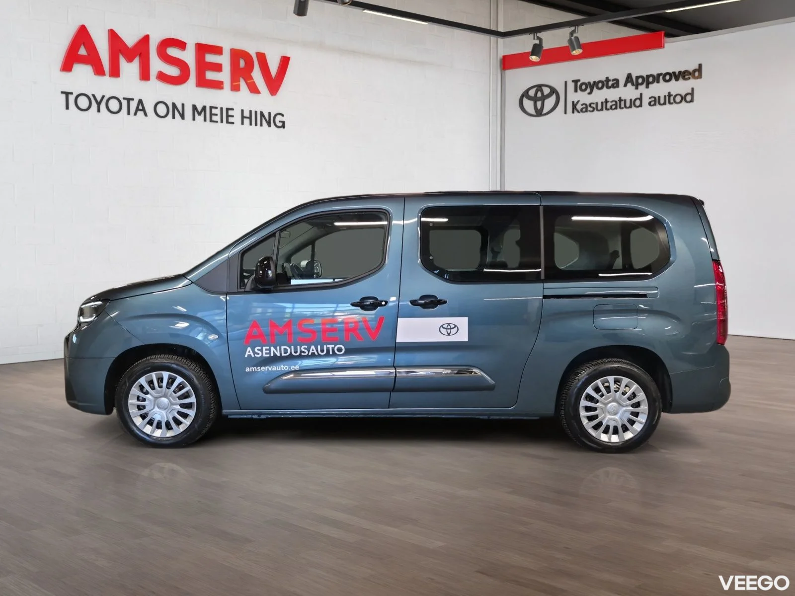 Toyota Proace City Verso Long Electric 50kWh Family 62kW