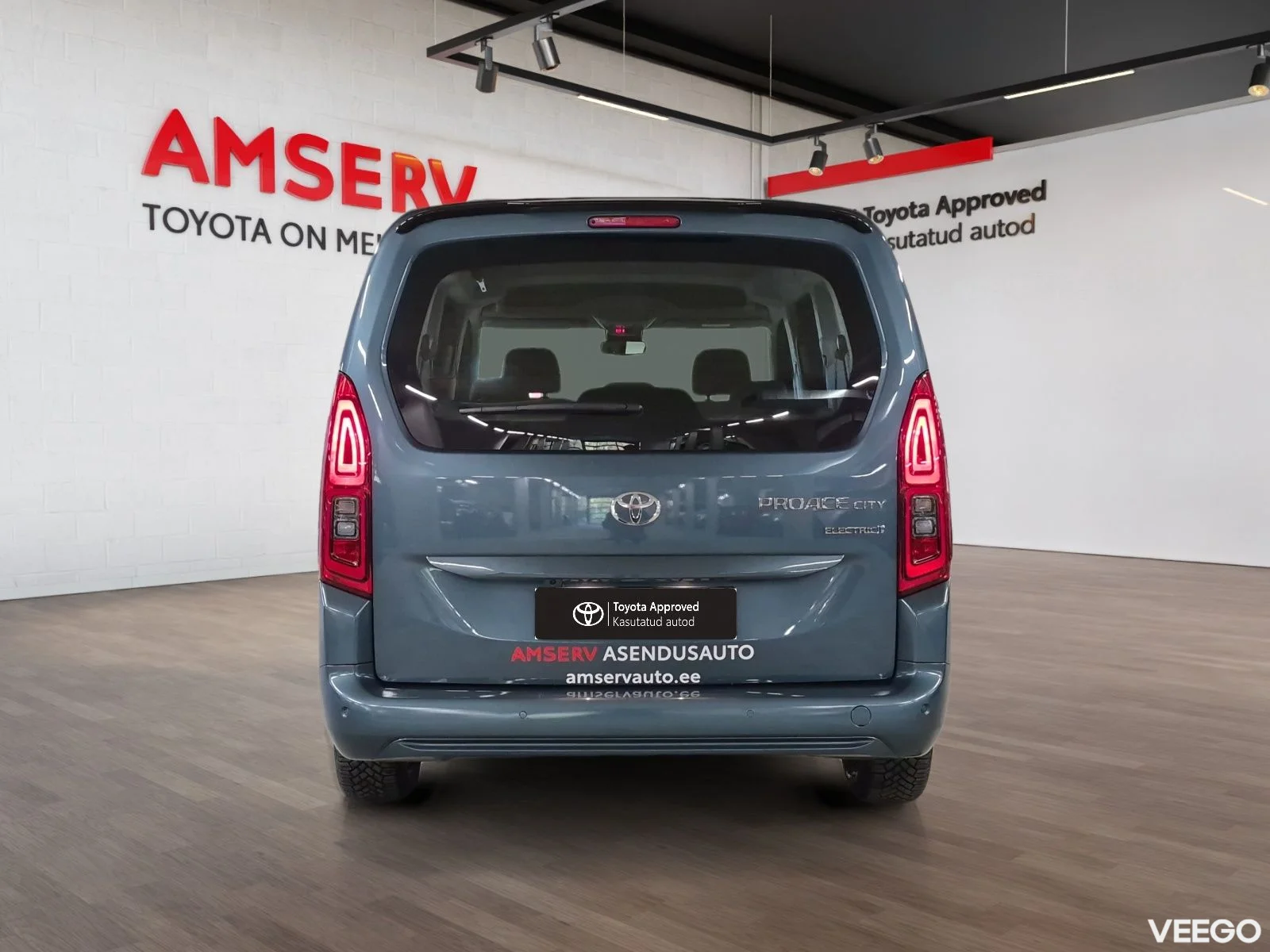 Toyota Proace City Verso Long Electric 50kWh Family 62kW