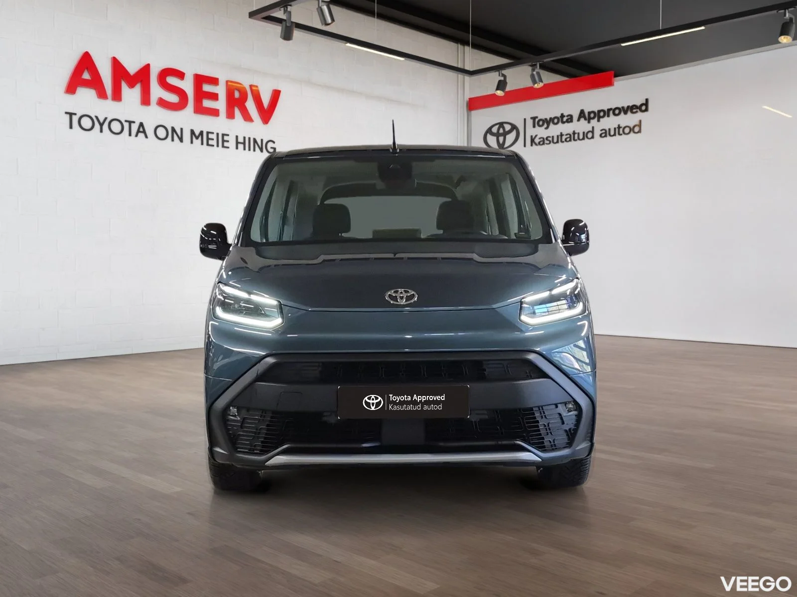 Toyota Proace City Verso Long Electric 50kWh Family 62kW