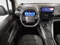 Toyota Proace City Verso Long Electric 50kWh Family 62kW thumbnail