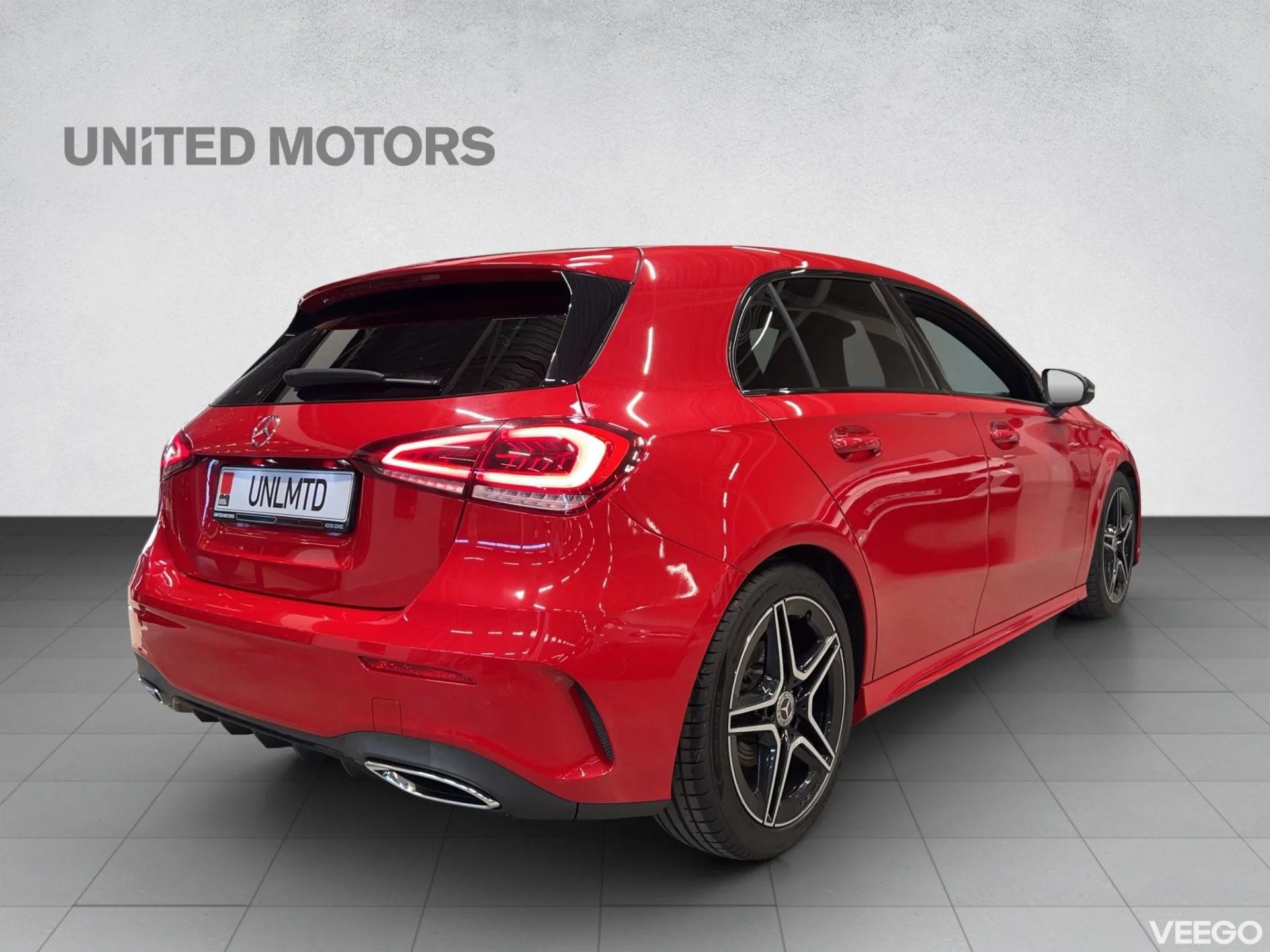 Mercedes-Benz A180 - 100kW