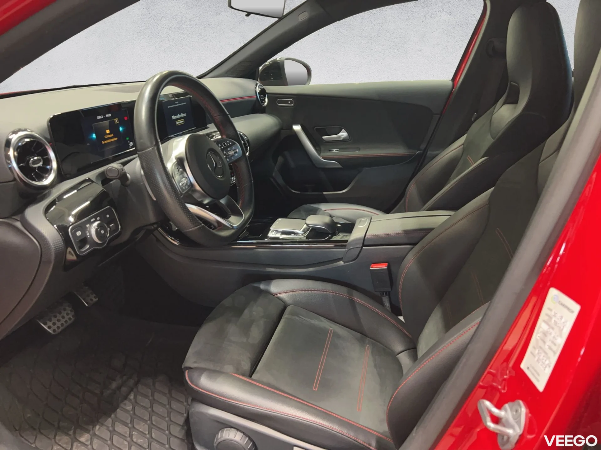 Mercedes-Benz A180 - 100kW