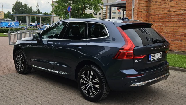 Image of Volvo XC60 B5 AWD MY22 Google Mild Hybrid 2.0 184kW
