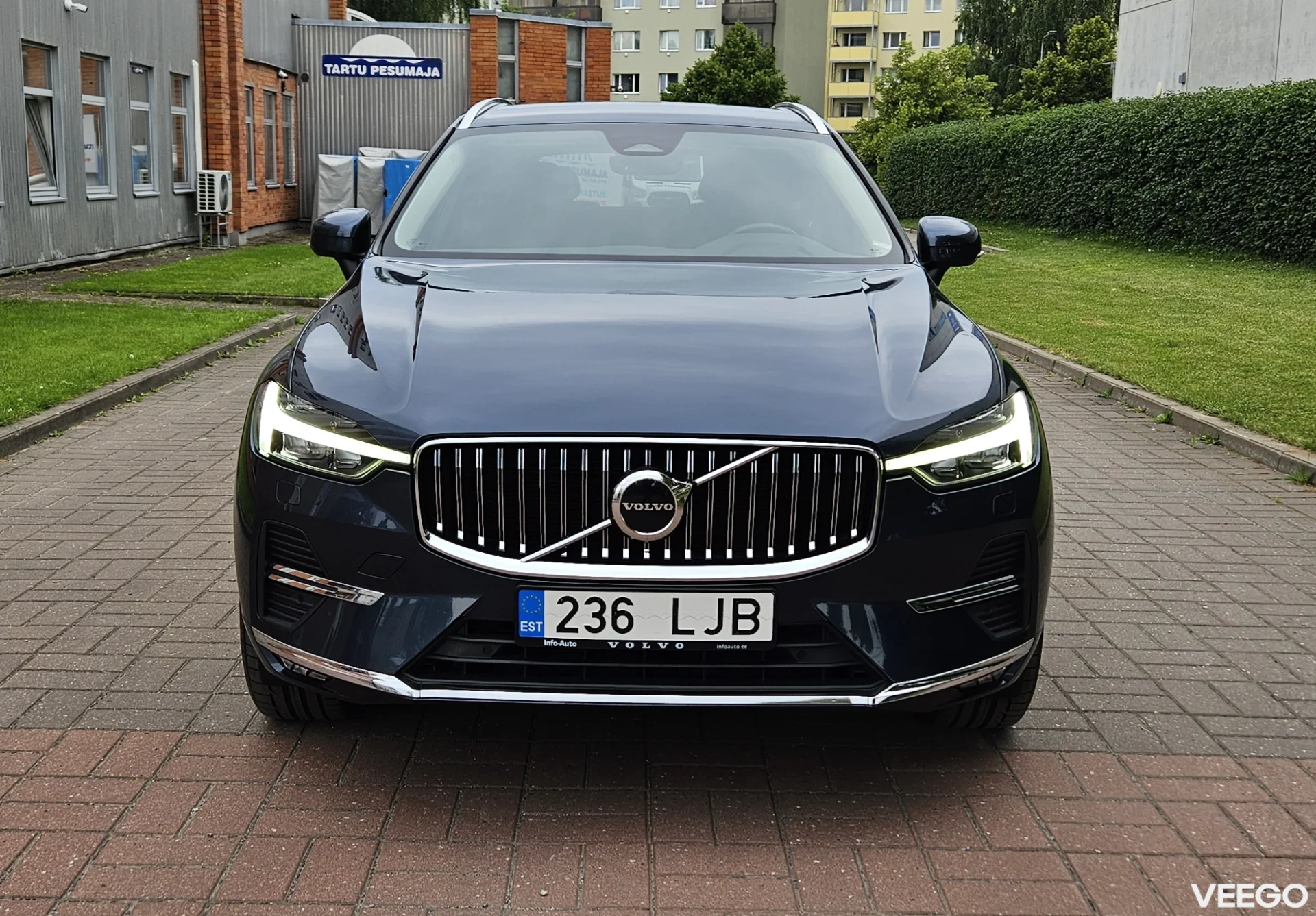 Volvo XC60 B5 AWD MY22 Google Mild Hybrid 2.0 184kW
