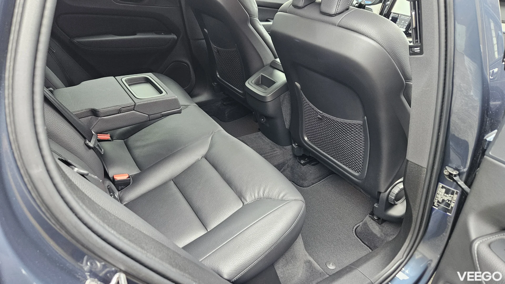 Volvo XC60 B5 AWD MY22 Google Mild Hybrid 2.0 184kW