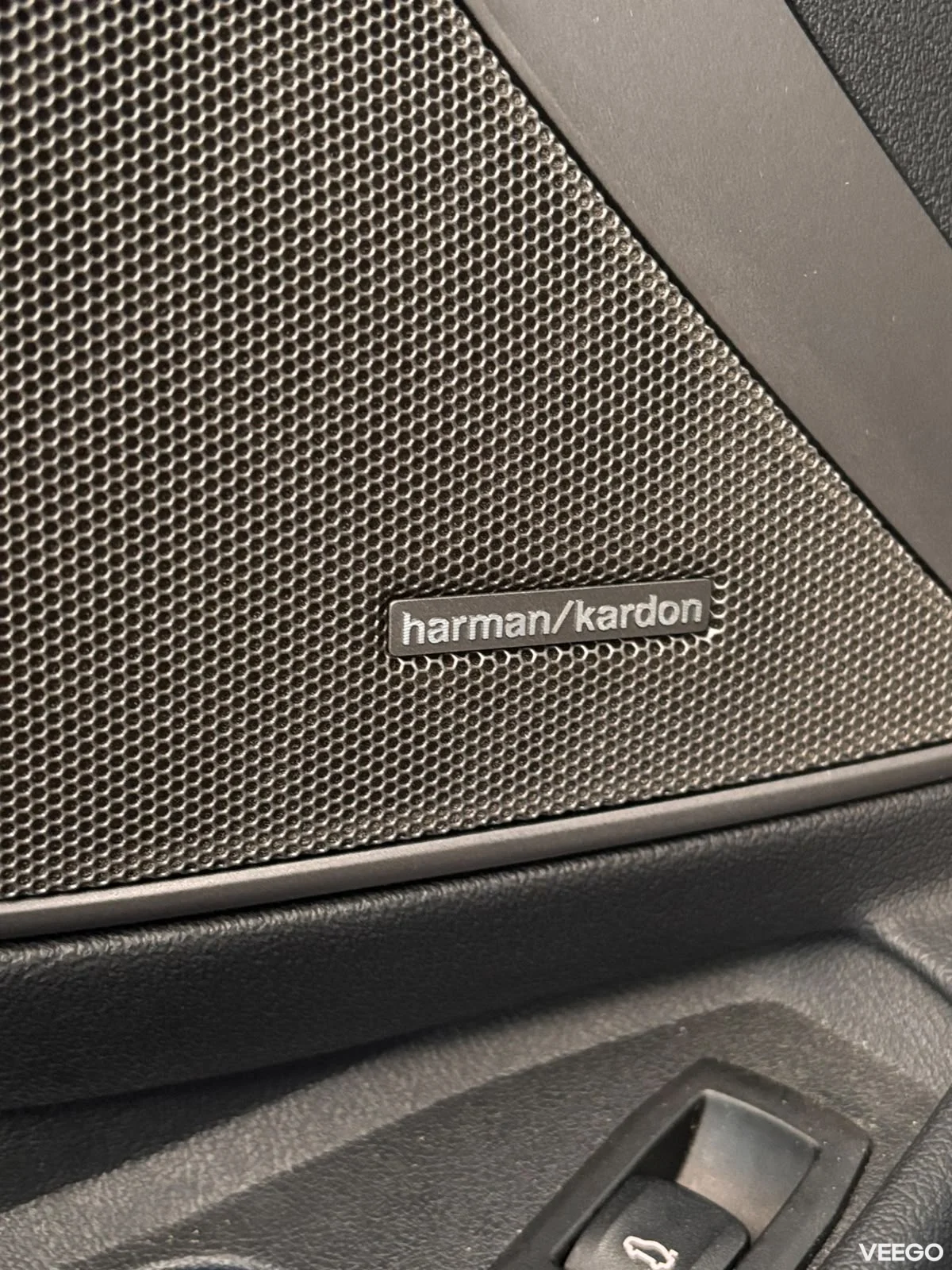 BMW 320 Xdrive, Harman&Kardon 2.0 140kW