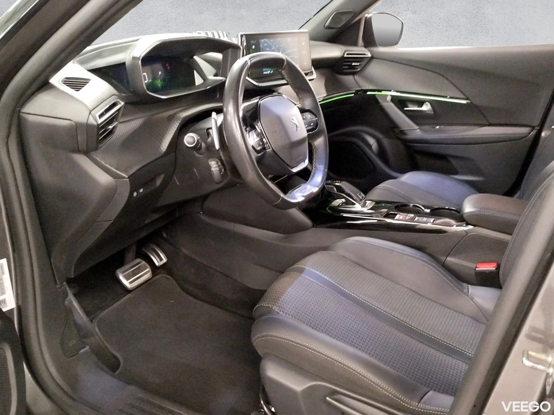 Peugeot 2008 GT BlueHDi 130 AT8 96kW