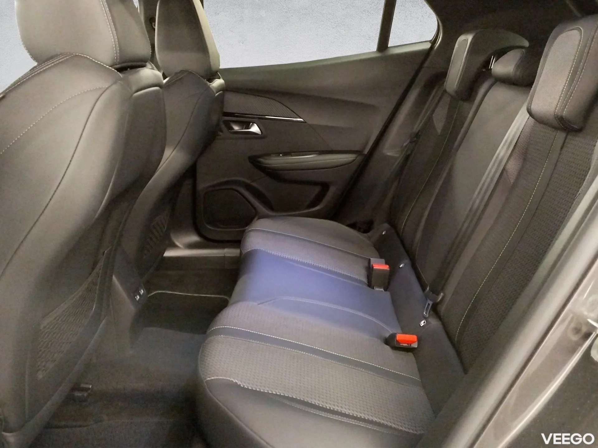 Peugeot 2008 GT BlueHDi 130 AT8 96kW