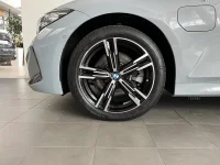 BMW 330 xDrive Touring M Sport Drag Rattvärme Park Assist 0kW thumbnail