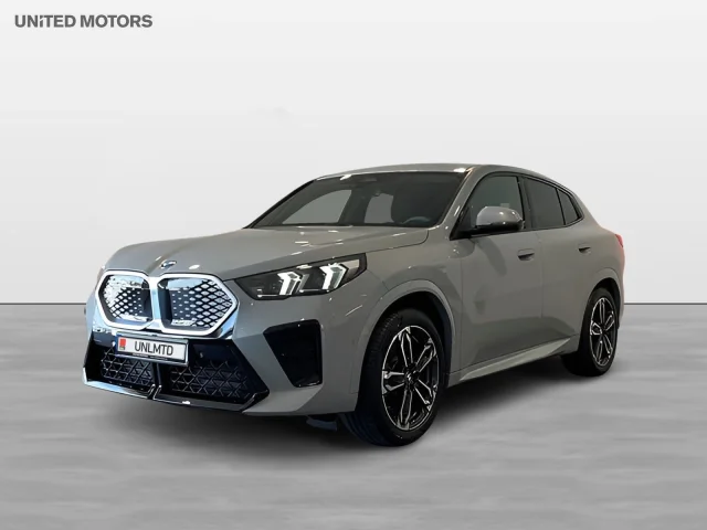 Image of BMW iX2 IX2 xDrive30  M Sport Parkeringsassistans Drag 0kW