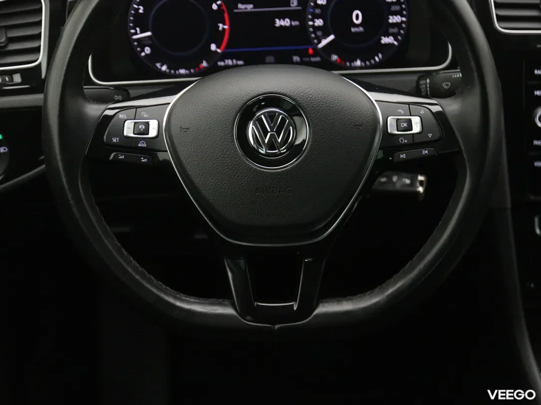 Volkswagen Golf 1.5 96kW