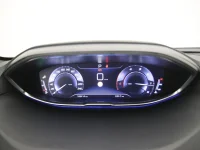 Peugeot 5008 2 130kW thumbnail