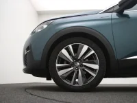 Peugeot 5008 2 130kW thumbnail