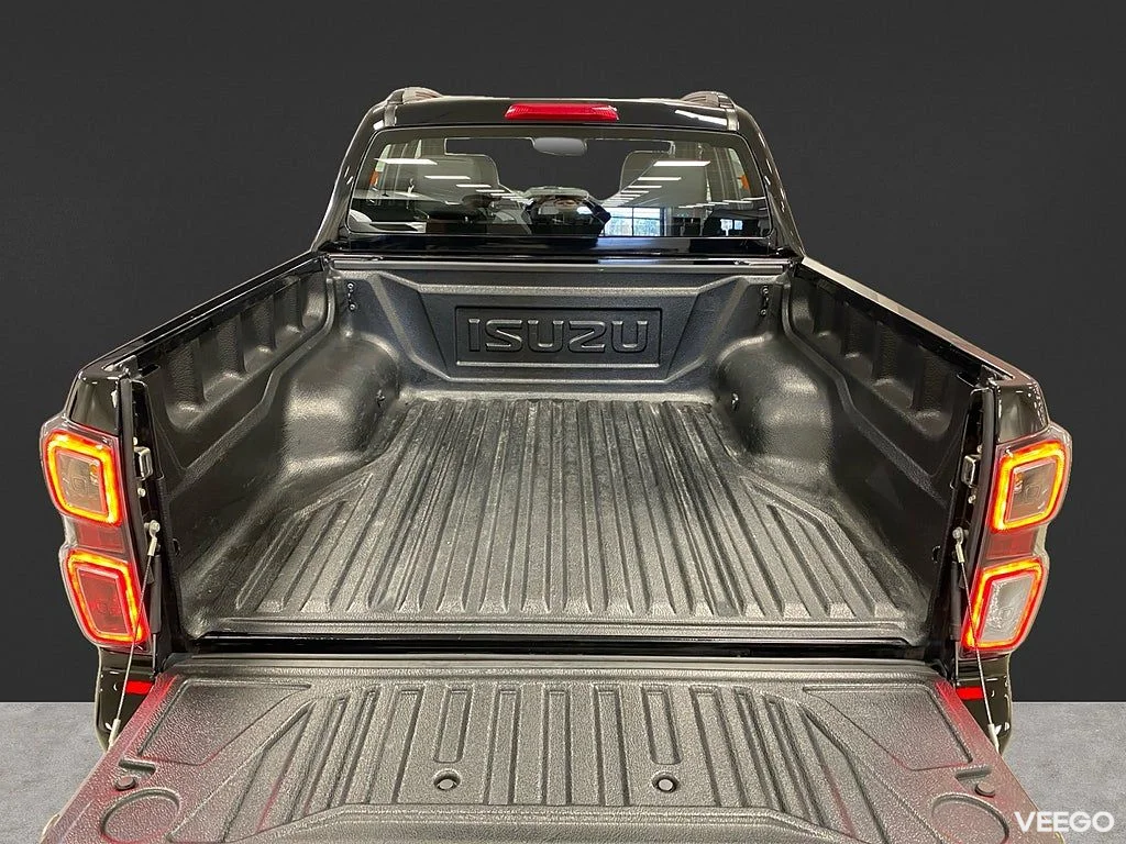 Isuzu D-Max Crew Cab 1.9 4WD 163HK XRX /Läder /B-Kamera/Moms 120kW