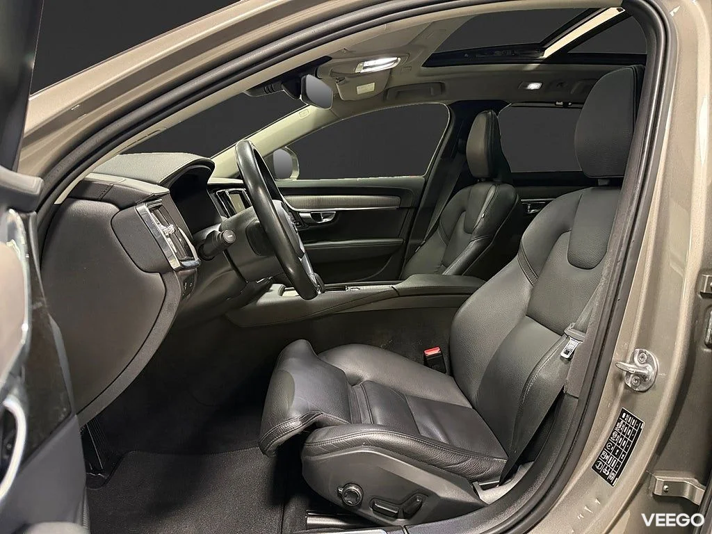 Volvo V90 B4 AWD 197HK Advanced /Pano/H/K/Moms 145kW