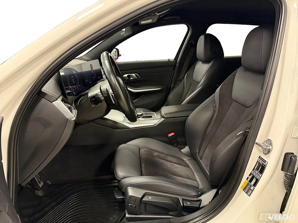 BMW 330 e xDrive Touring 292HK M-Sport /Drag /Widescreen 215kW
