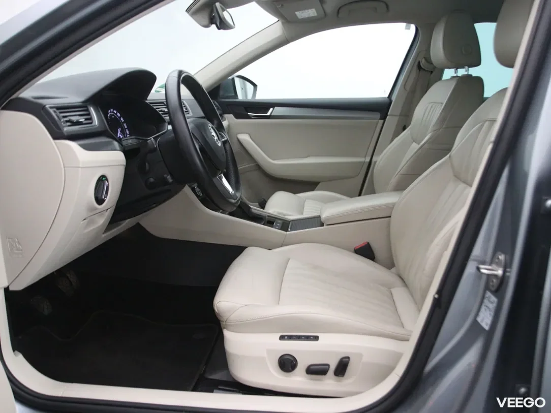 Skoda Superb 1.6 88kW