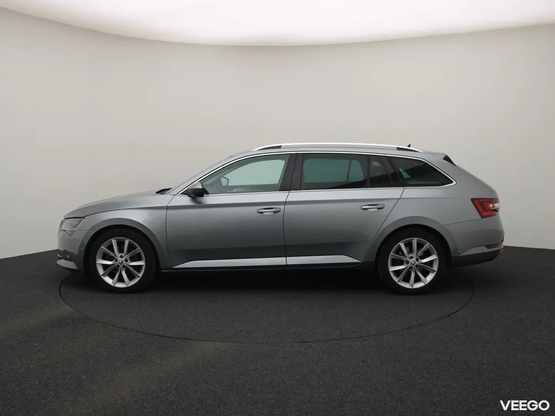 Skoda Superb 1.6 88kW