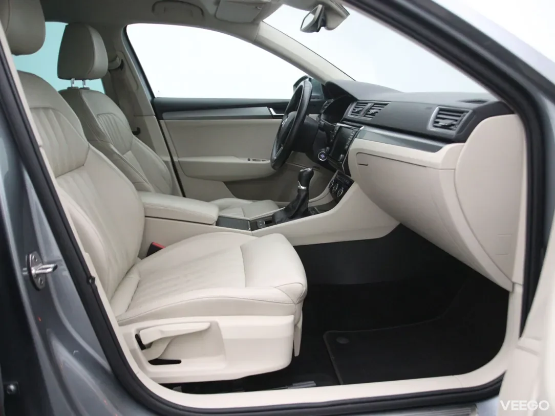 Skoda Superb 1.6 88kW
