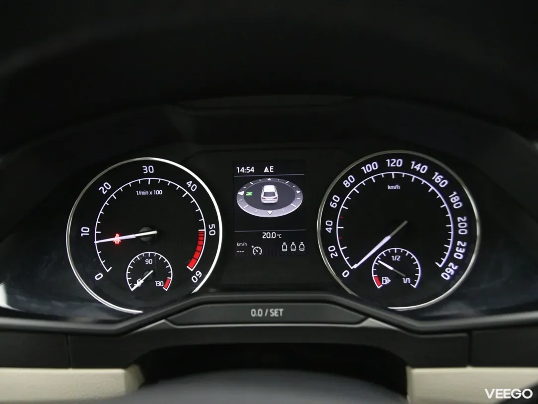 Skoda Superb 1.6 88kW
