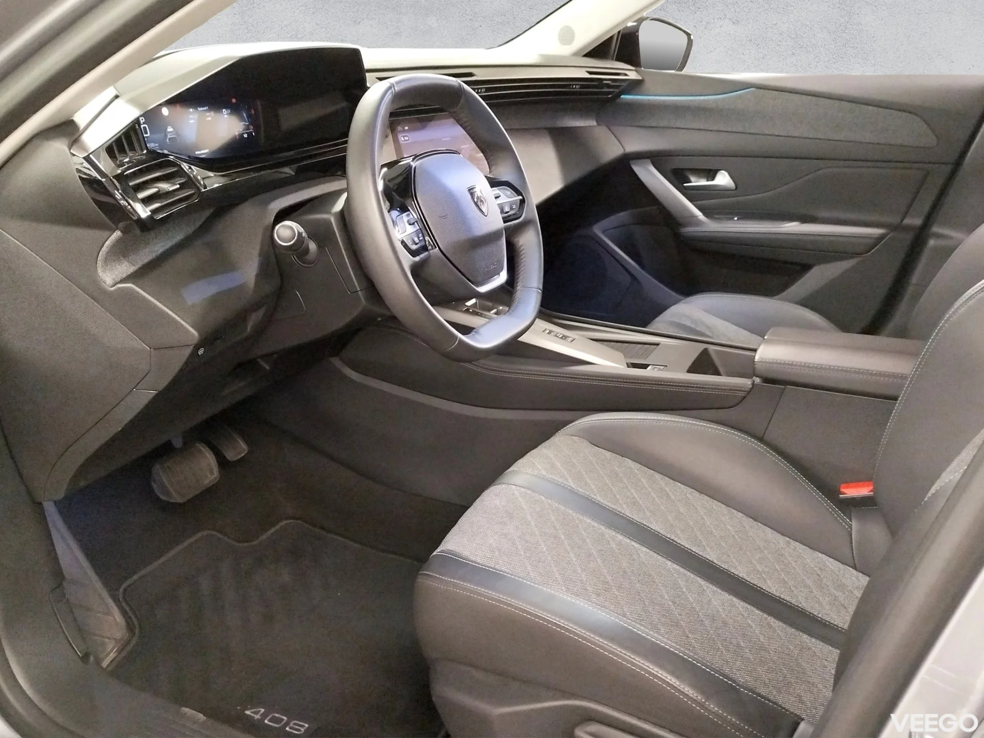 Peugeot 408 Allure PureTech 130 AT8 96kW