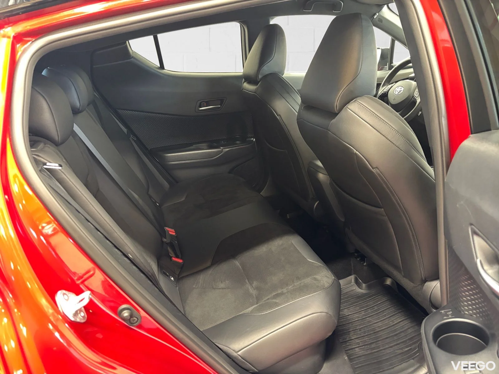 Toyota C-HR Style Plus 1.8 72kW