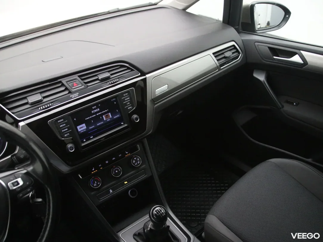 Volkswagen Touran 1.6 85kW