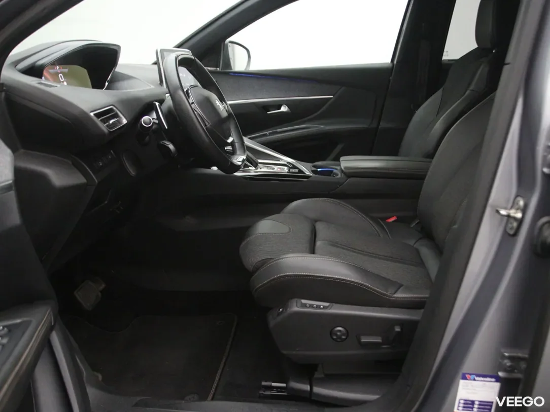 Peugeot 5008 1.6 133kW