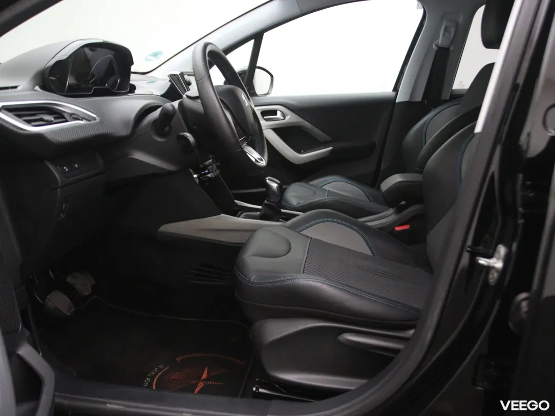 Peugeot 2008 1.2 81kW