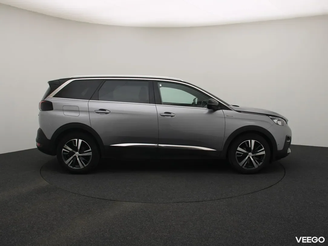 Peugeot 5008 1.6 133kW