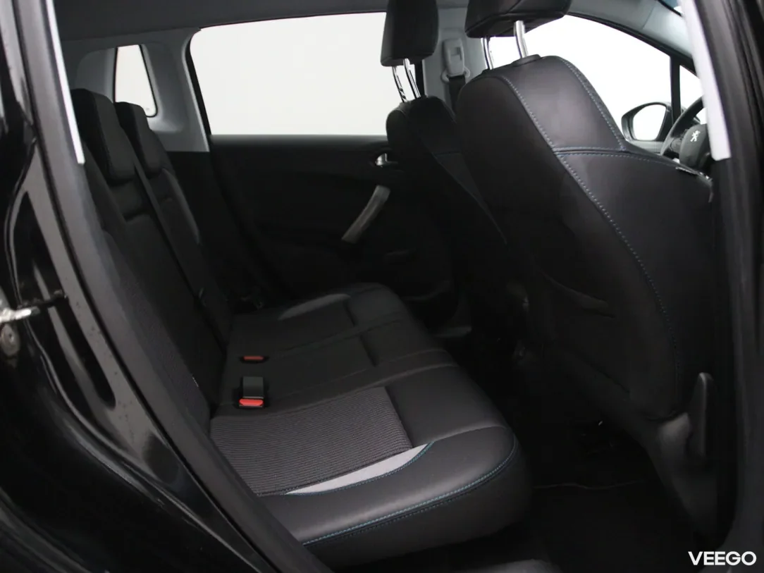 Peugeot 2008 1.2 81kW