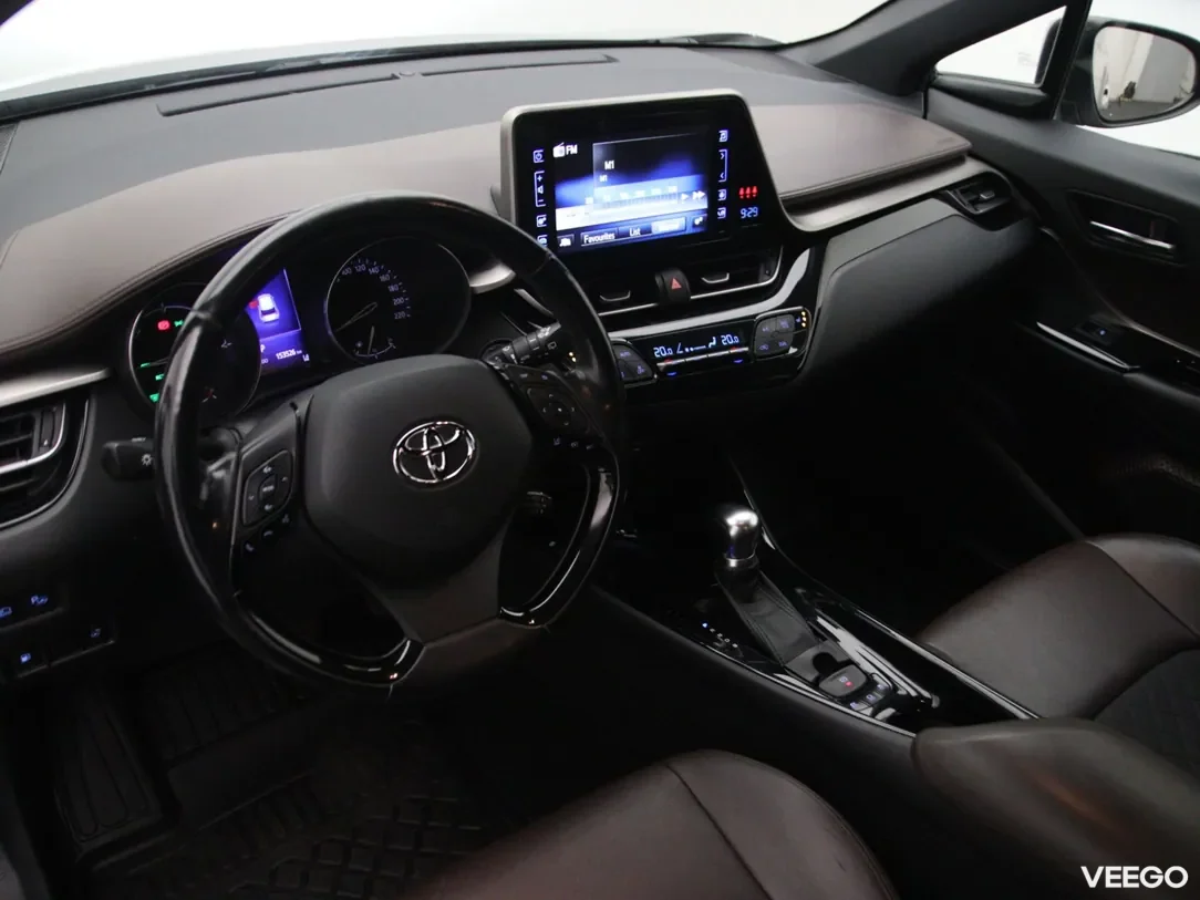 Toyota C-HR 1.8 90kW